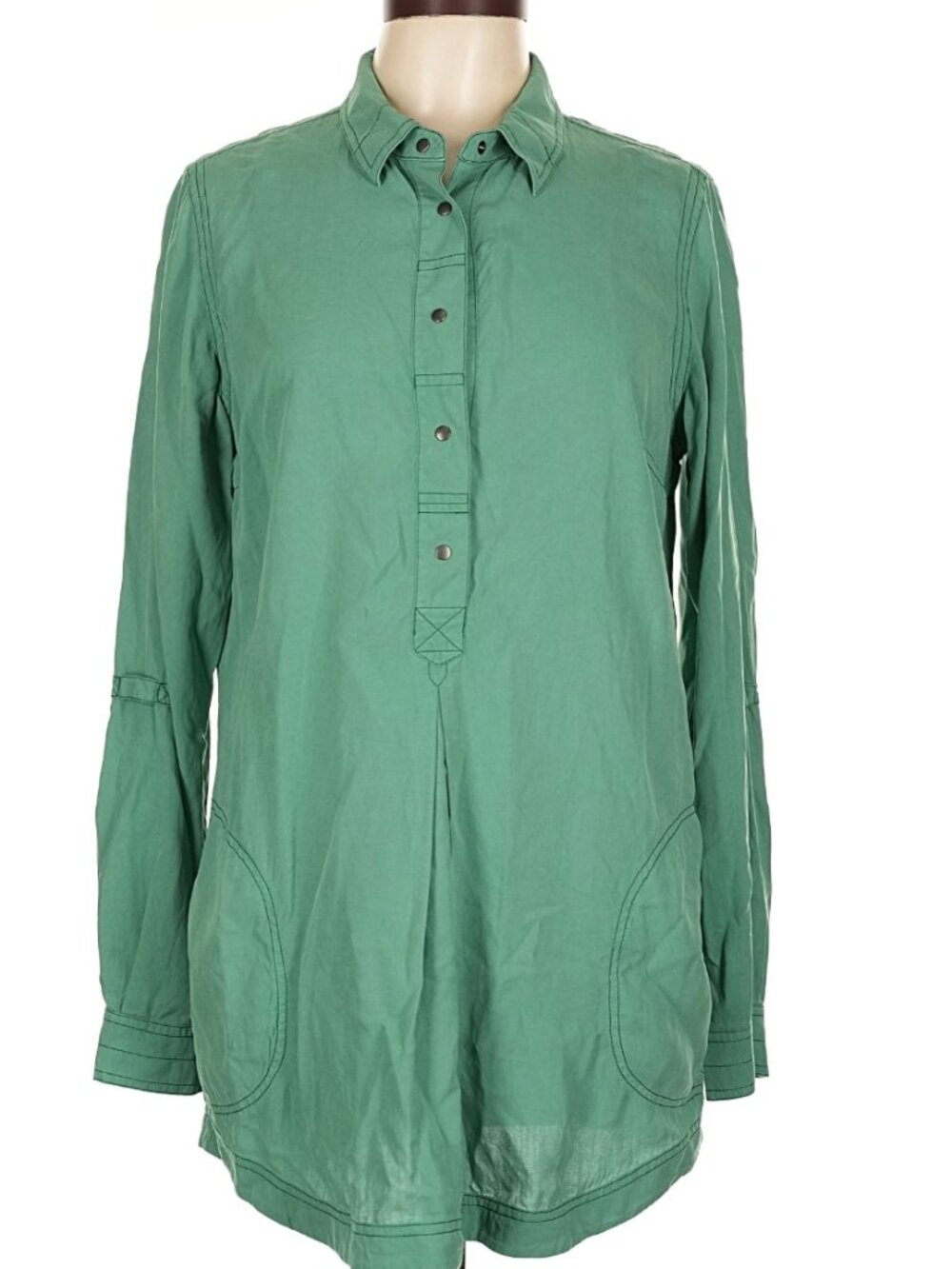 Go By Go Silk Size L Long sleeve green  silk top Excellent Condition pockets